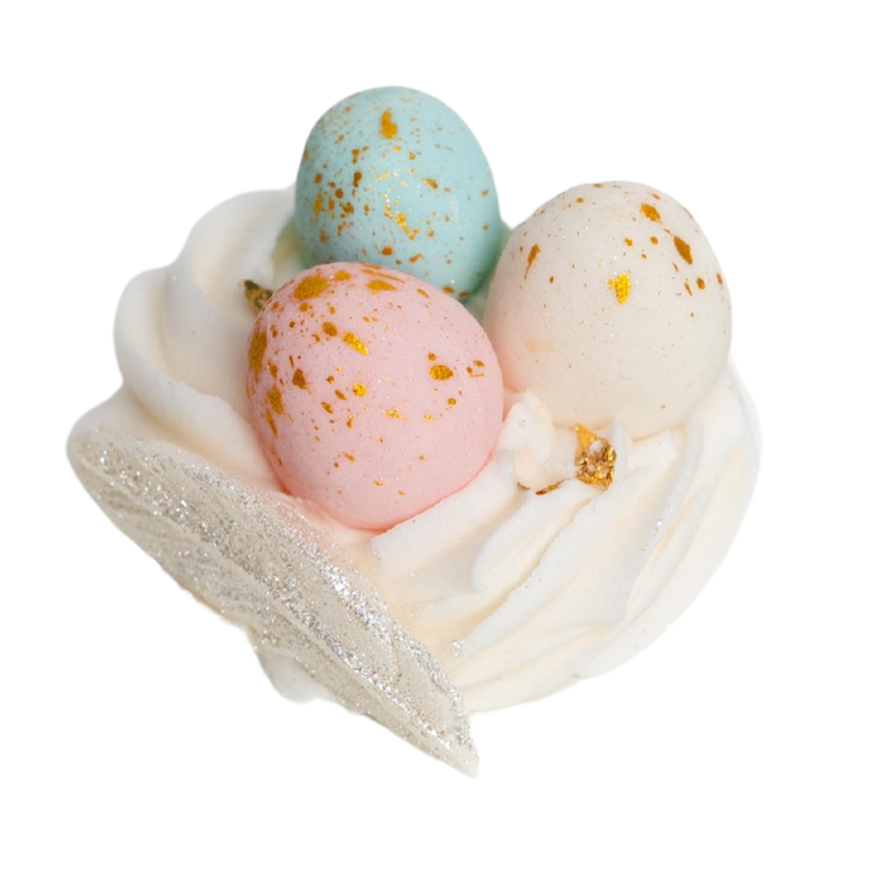 Wielkanocne gniazdko z jajkami kolorowymi